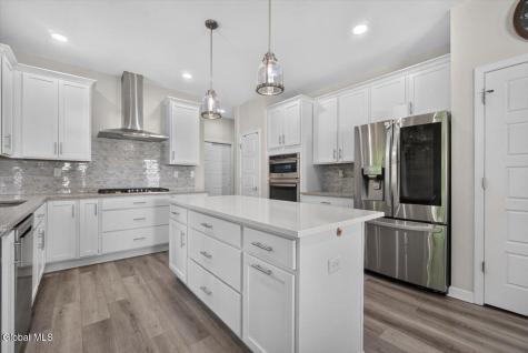38 Wyatts Circle Rensselaer NY 12144