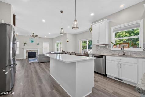 38 Wyatts Circle Rensselaer NY 12144