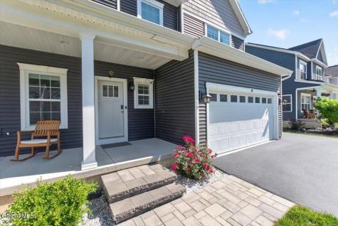 38 Wyatts Circle Rensselaer NY 12144