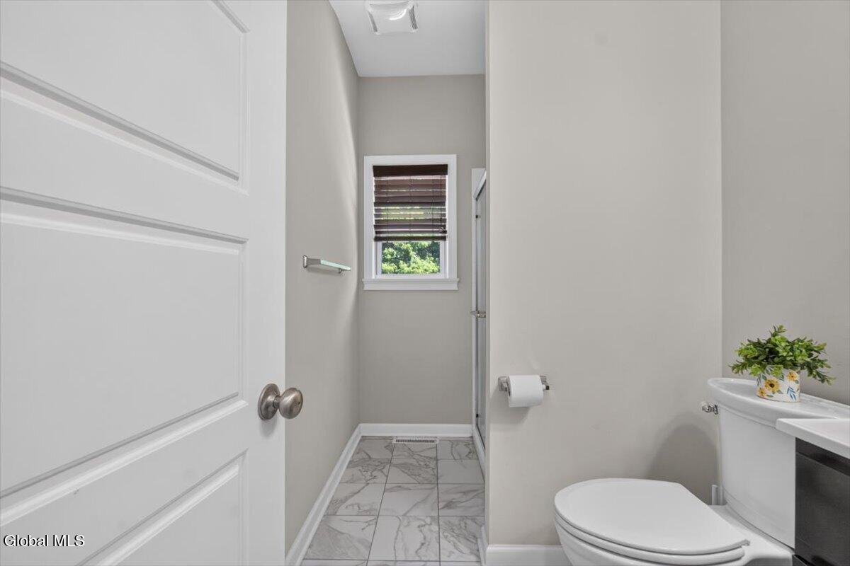 38 Wyatts Circle Rensselaer NY 12144