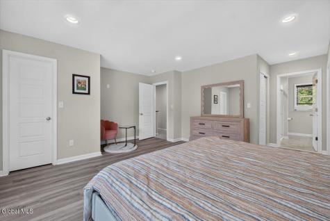 38 Wyatts Circle Rensselaer NY 12144