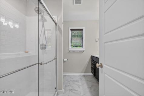38 Wyatts Circle Rensselaer NY 12144