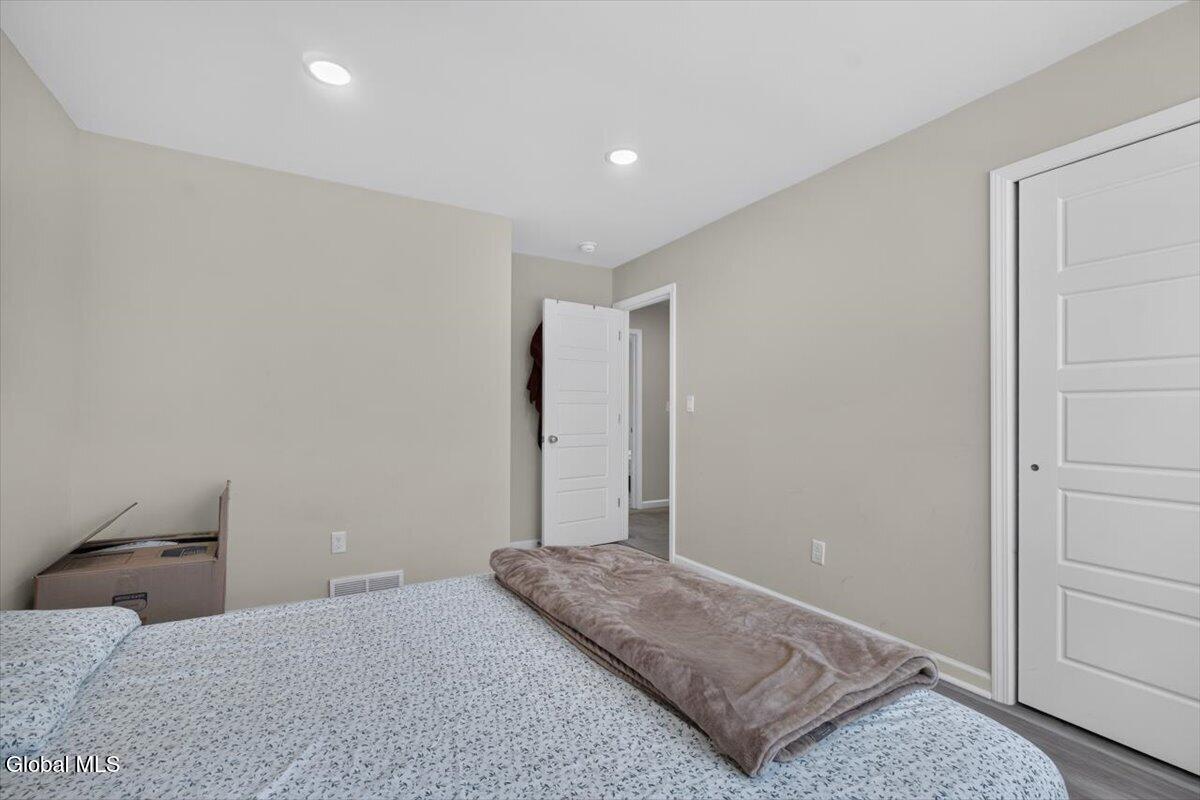 38 Wyatts Circle Rensselaer NY 12144