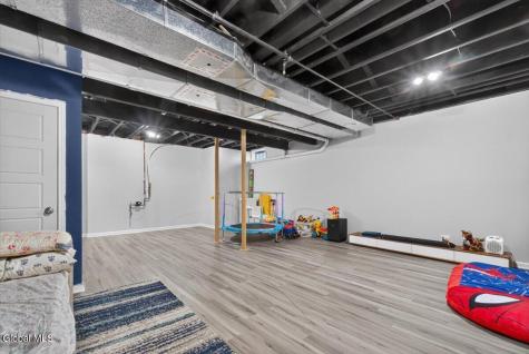 38 Wyatts Circle Rensselaer NY 12144