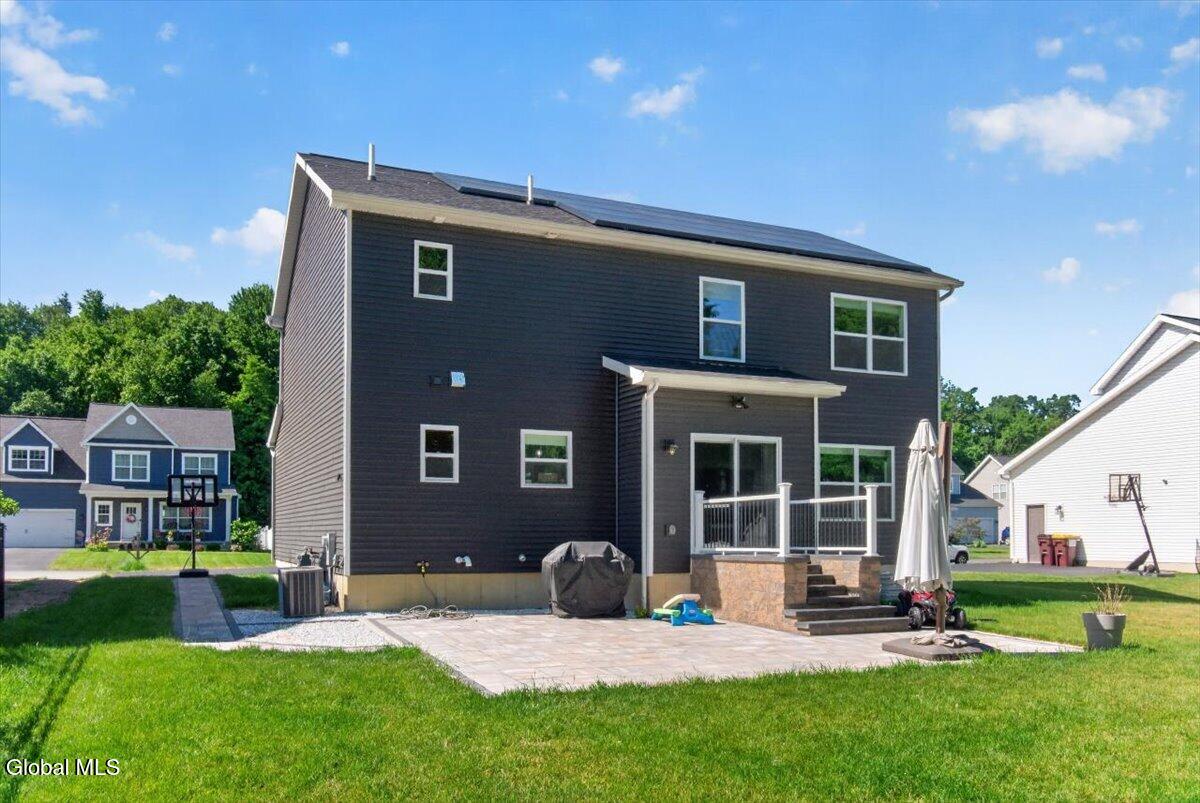 38 Wyatts Circle Rensselaer NY 12144