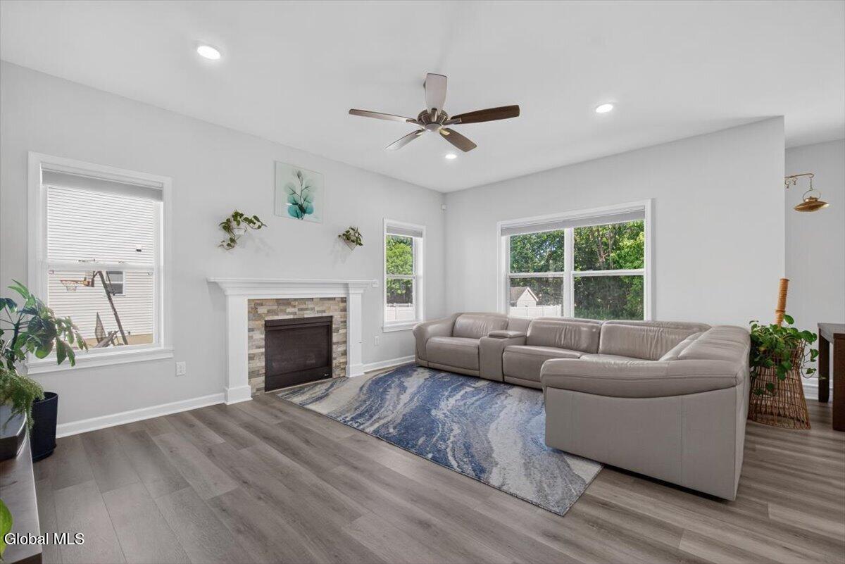 38 Wyatts Circle Rensselaer NY 12144