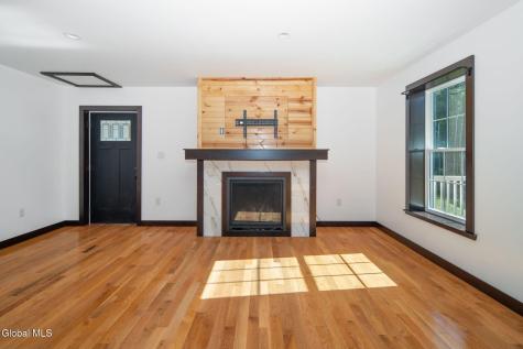 224 Willie Road Gloversville NY 12078