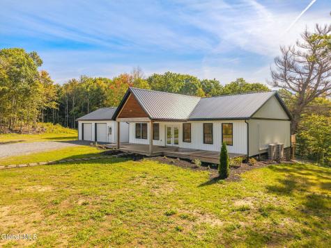 224 Willie Road Gloversville NY 12078