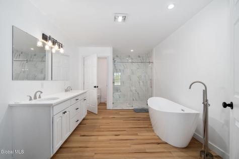 224 Willie Road Gloversville NY 12078