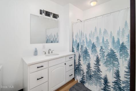 224 Willie Road Gloversville NY 12078