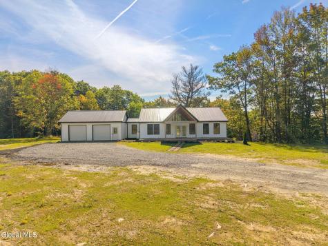 224 Willie Road Gloversville NY 12078