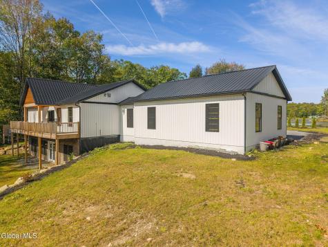 224 Willie Road Gloversville NY 12078