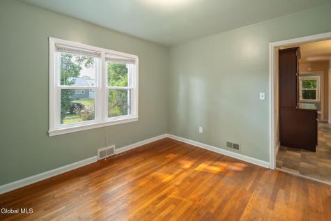 848 Hazelwood Avenue Schenectady NY 12306