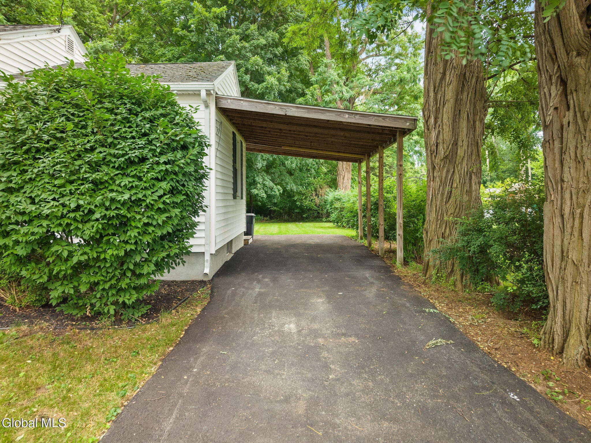 848 Hazelwood Avenue Schenectady NY 12306