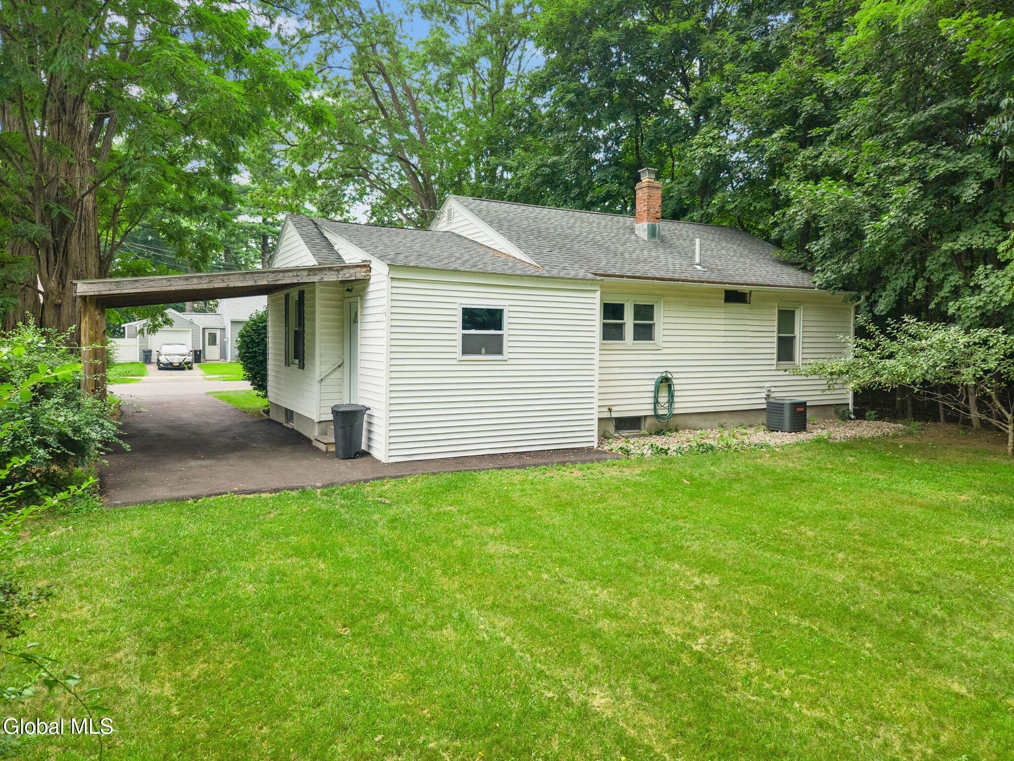 848 Hazelwood Avenue Schenectady NY 12306