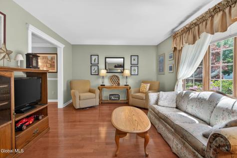4 Smith Lane Voorheesville NY 12186