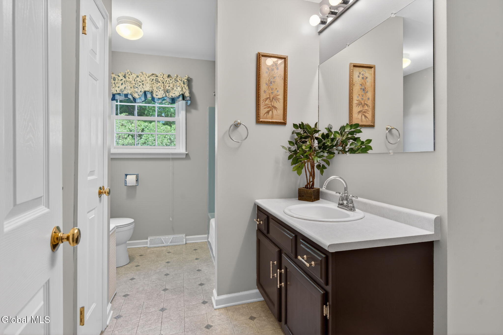 4 Smith Lane Voorheesville NY 12186