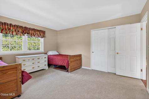 4 Smith Lane Voorheesville NY 12186