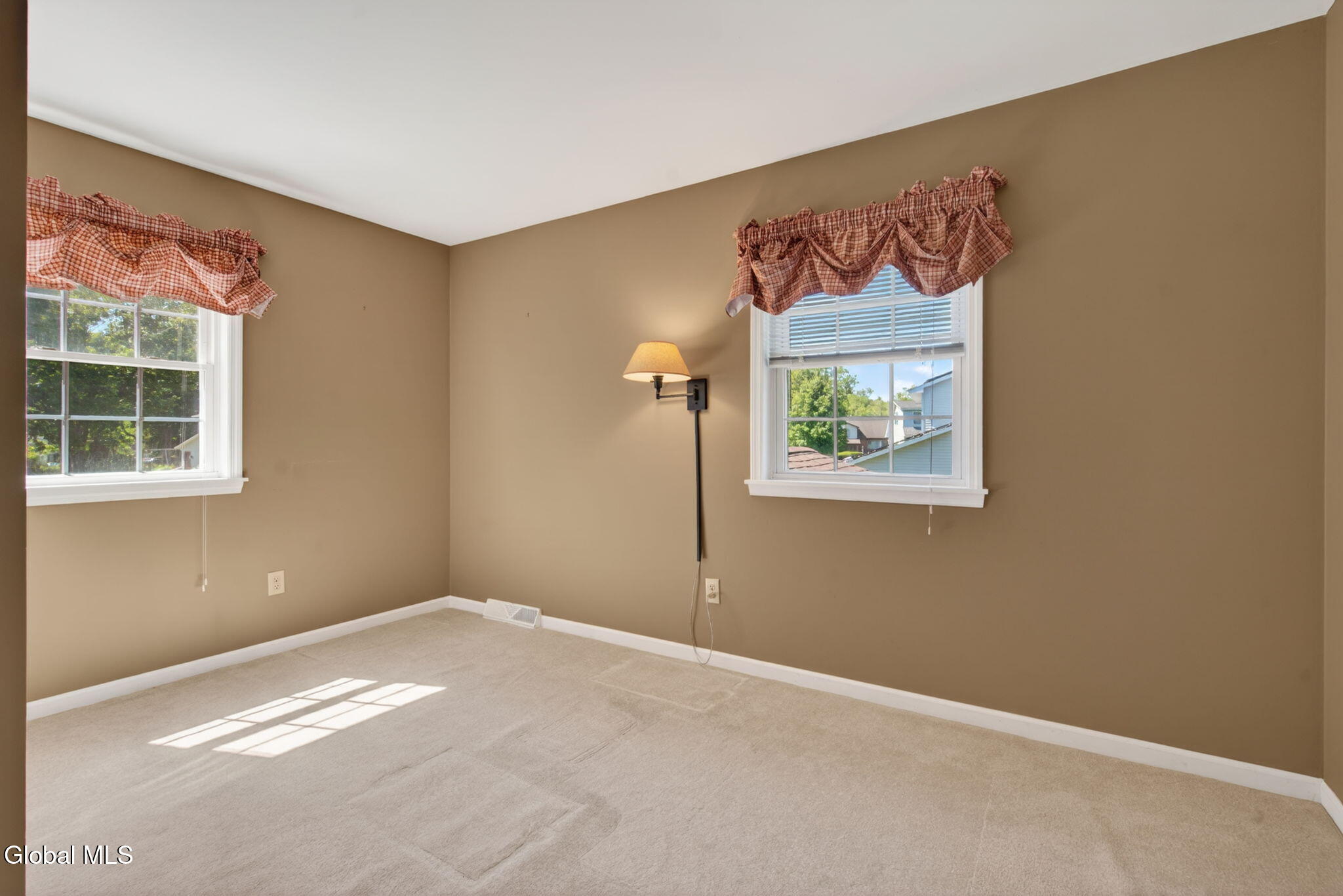 4 Smith Lane Voorheesville NY 12186