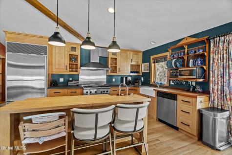 34 Westover Loop Lake George NY 12845