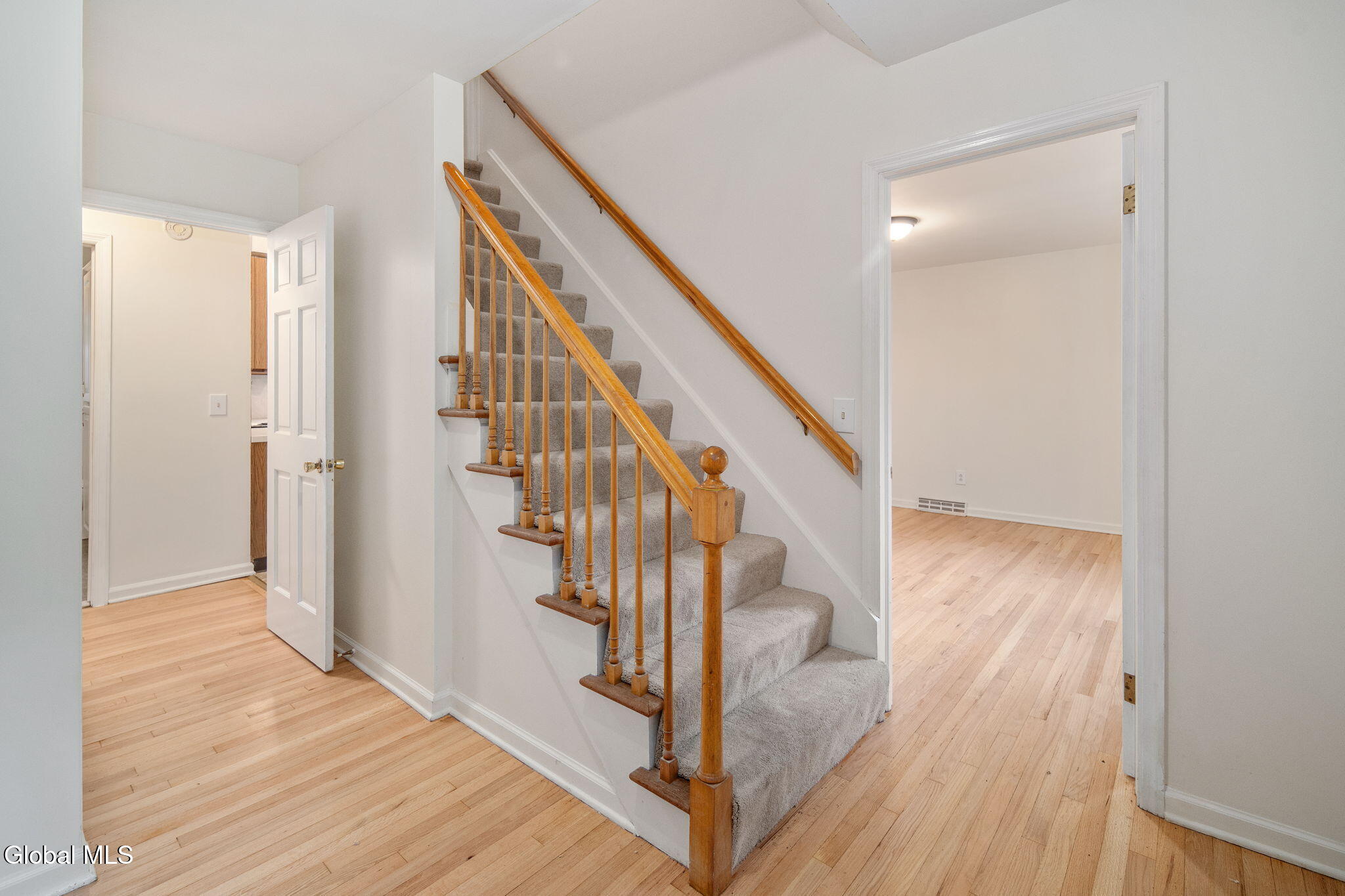 89 Willow Street Guilderland NY 12084