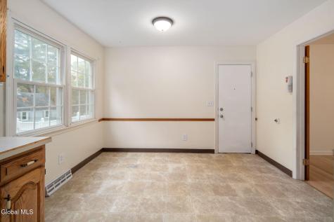 89 Willow Street Guilderland NY 12084