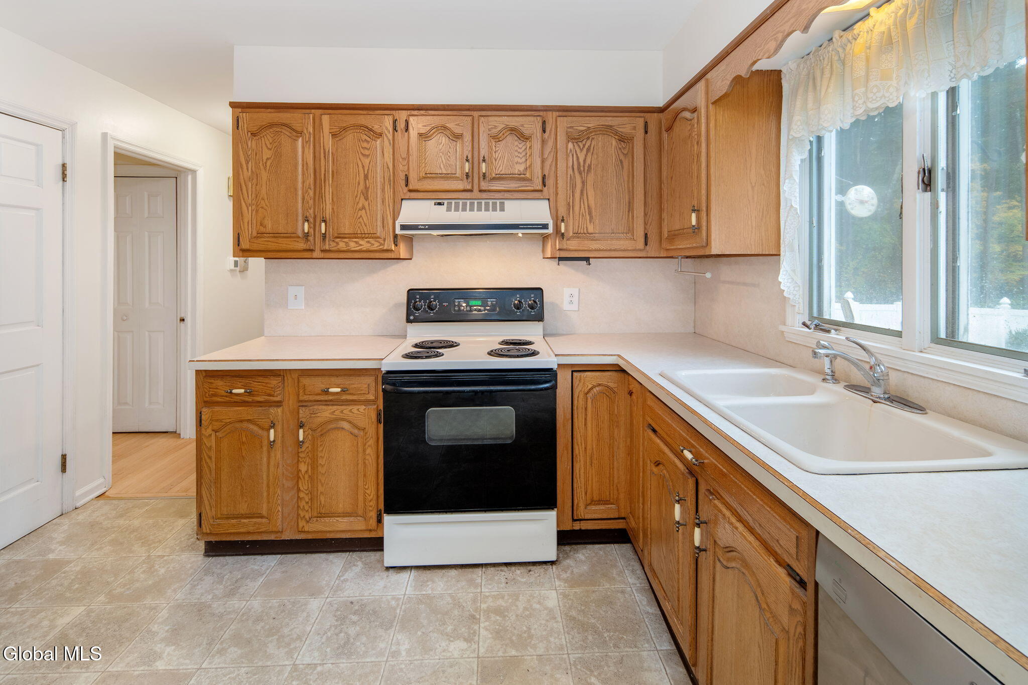 89 Willow Street Guilderland NY 12084