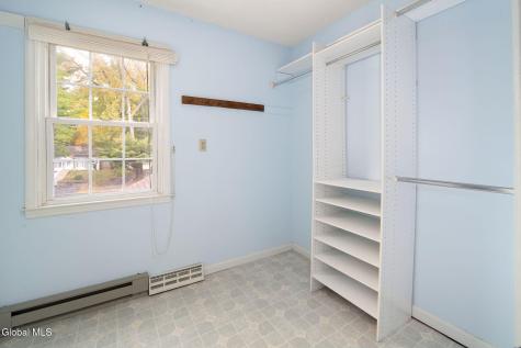 89 Willow Street Guilderland NY 12084