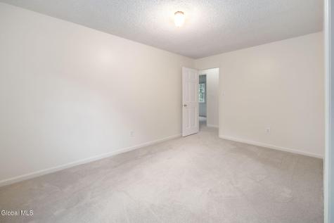 89 Willow Street Guilderland NY 12084