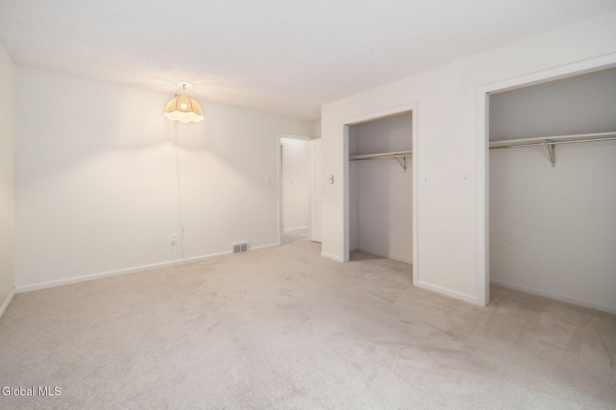 89 Willow Street Guilderland NY 12084