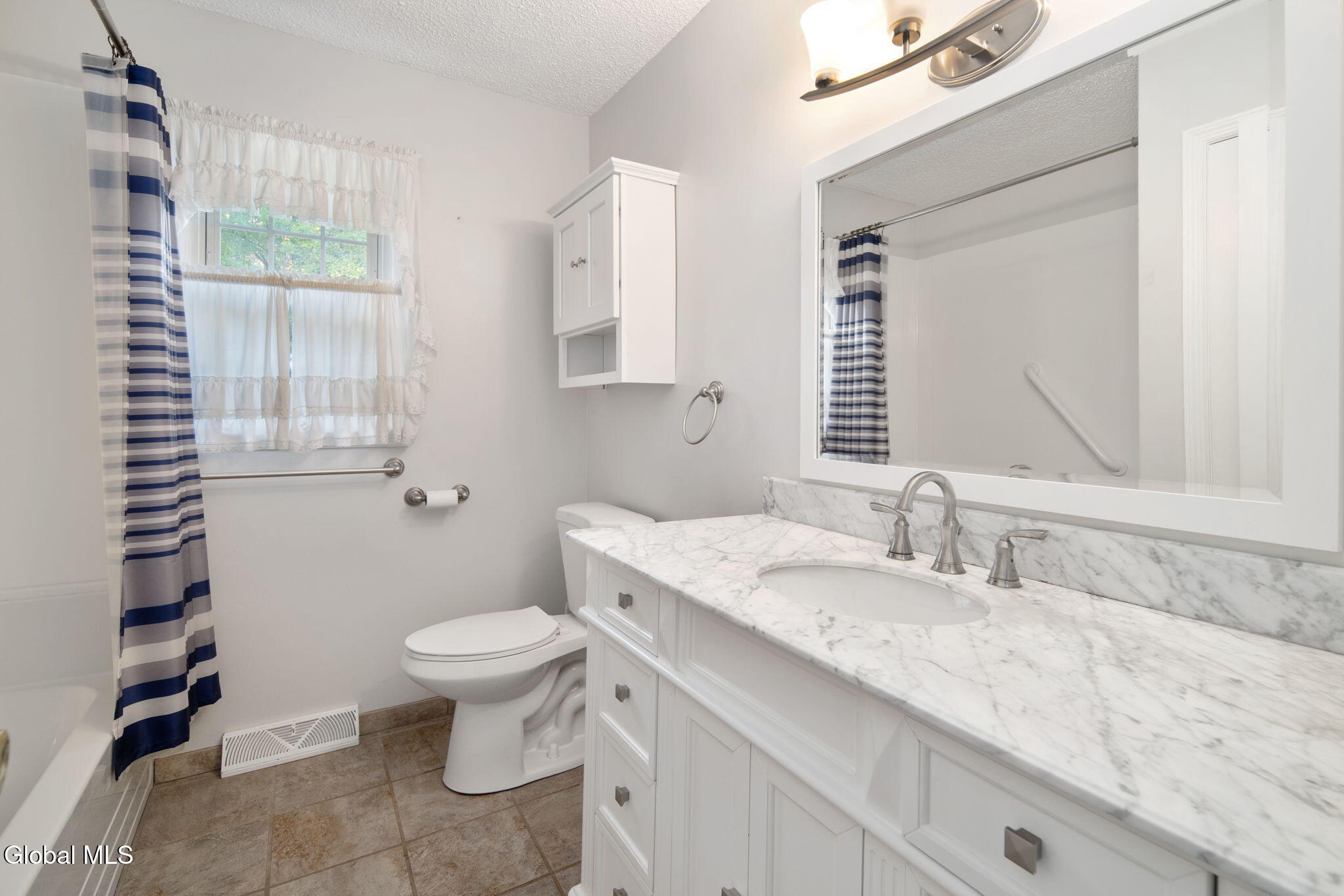 89 Willow Street Guilderland NY 12084