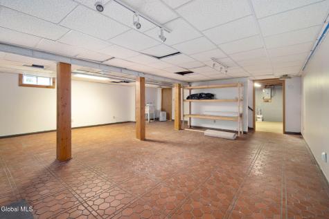 89 Willow Street Guilderland NY 12084