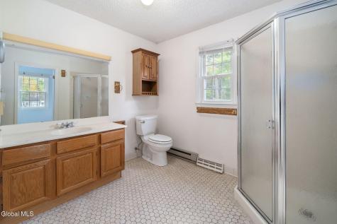 89 Willow Street Guilderland NY 12084