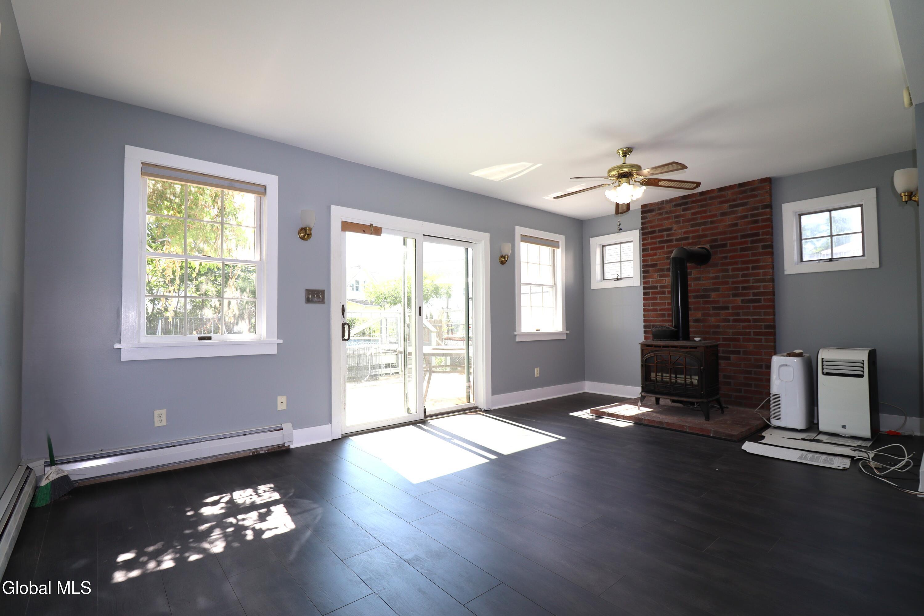 417 Eleanor Street Schenectady NY 12306