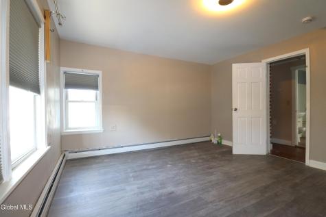 417 Eleanor Street Schenectady NY 12306