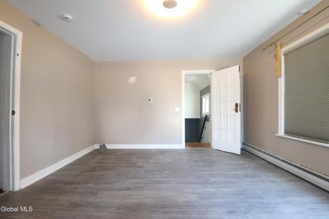 417 Eleanor Street Schenectady NY 12306