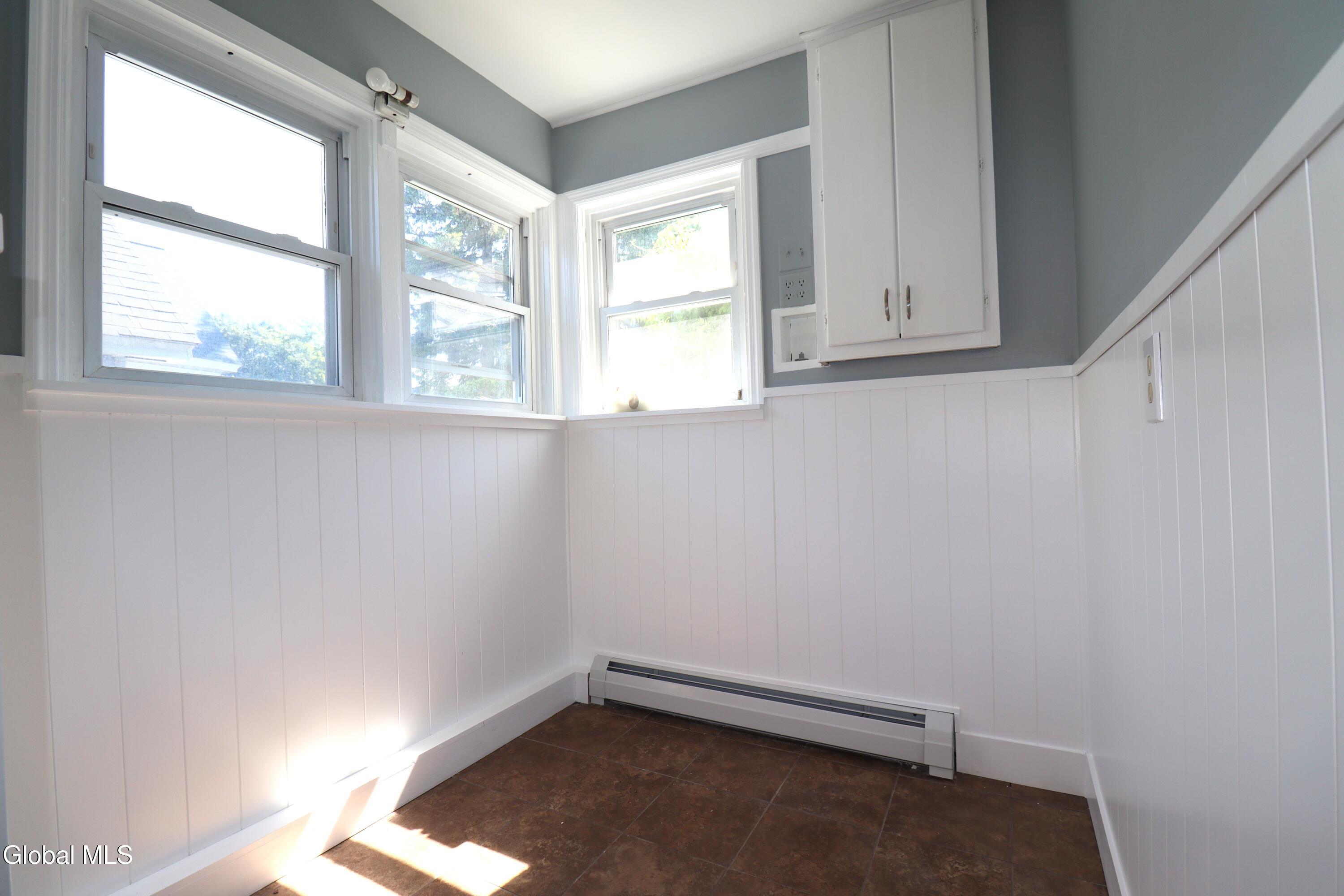 417 Eleanor Street Schenectady NY 12306
