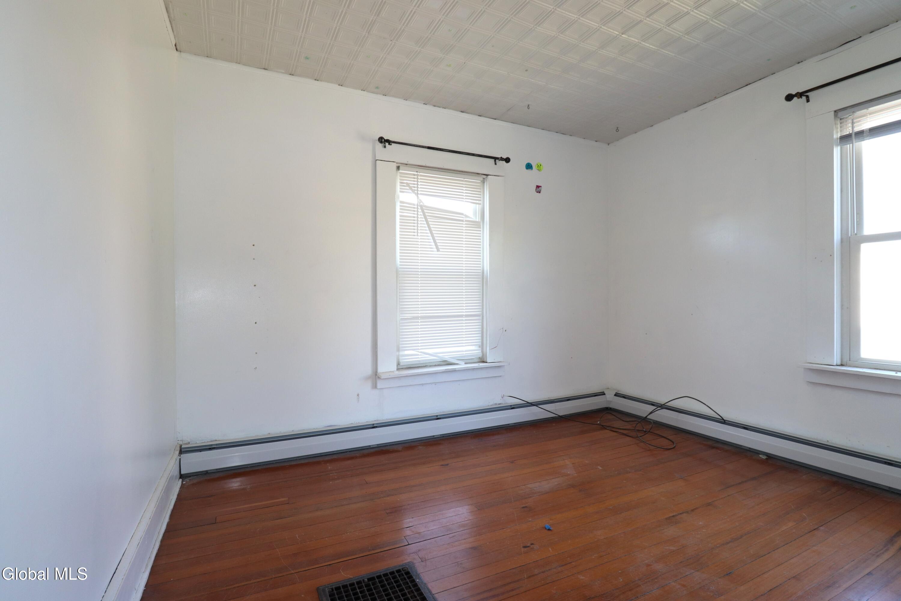 417 Eleanor Street Schenectady NY 12306