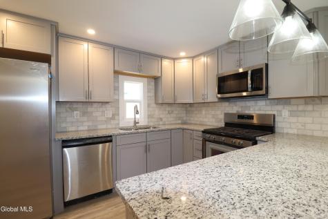 417 Eleanor Street Schenectady NY 12306