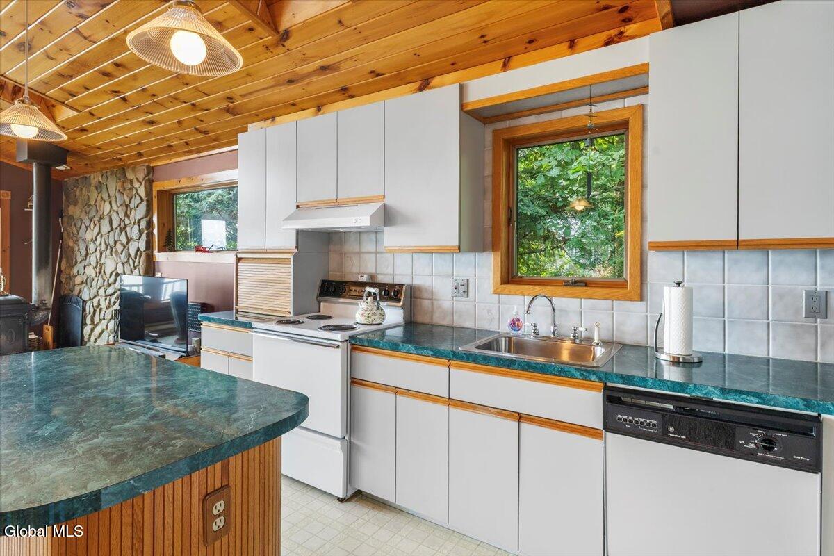 24 Burzee Drive Schroon Lake NY 12870