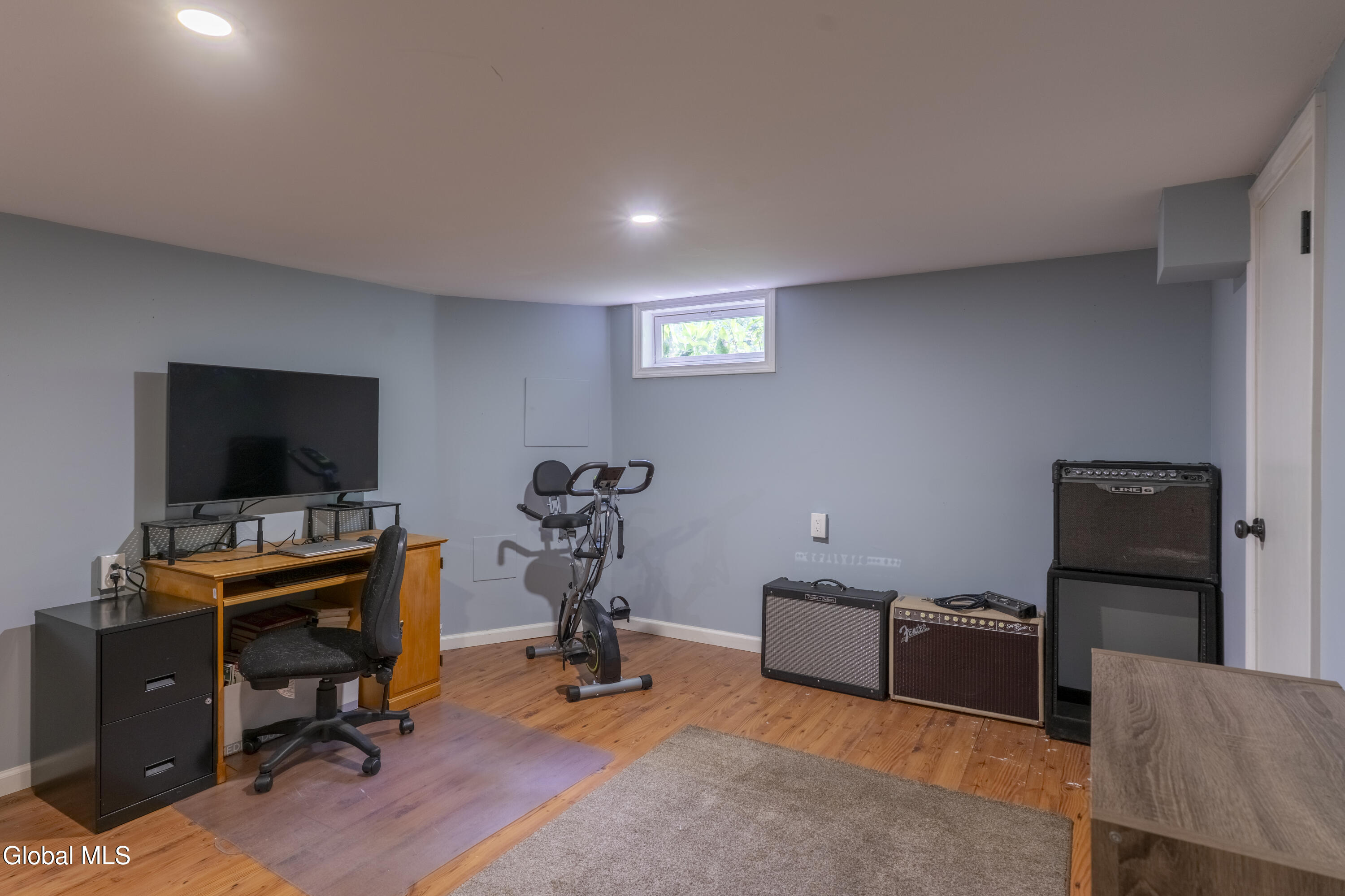 27 Pershing Road Queensbury NY 12804