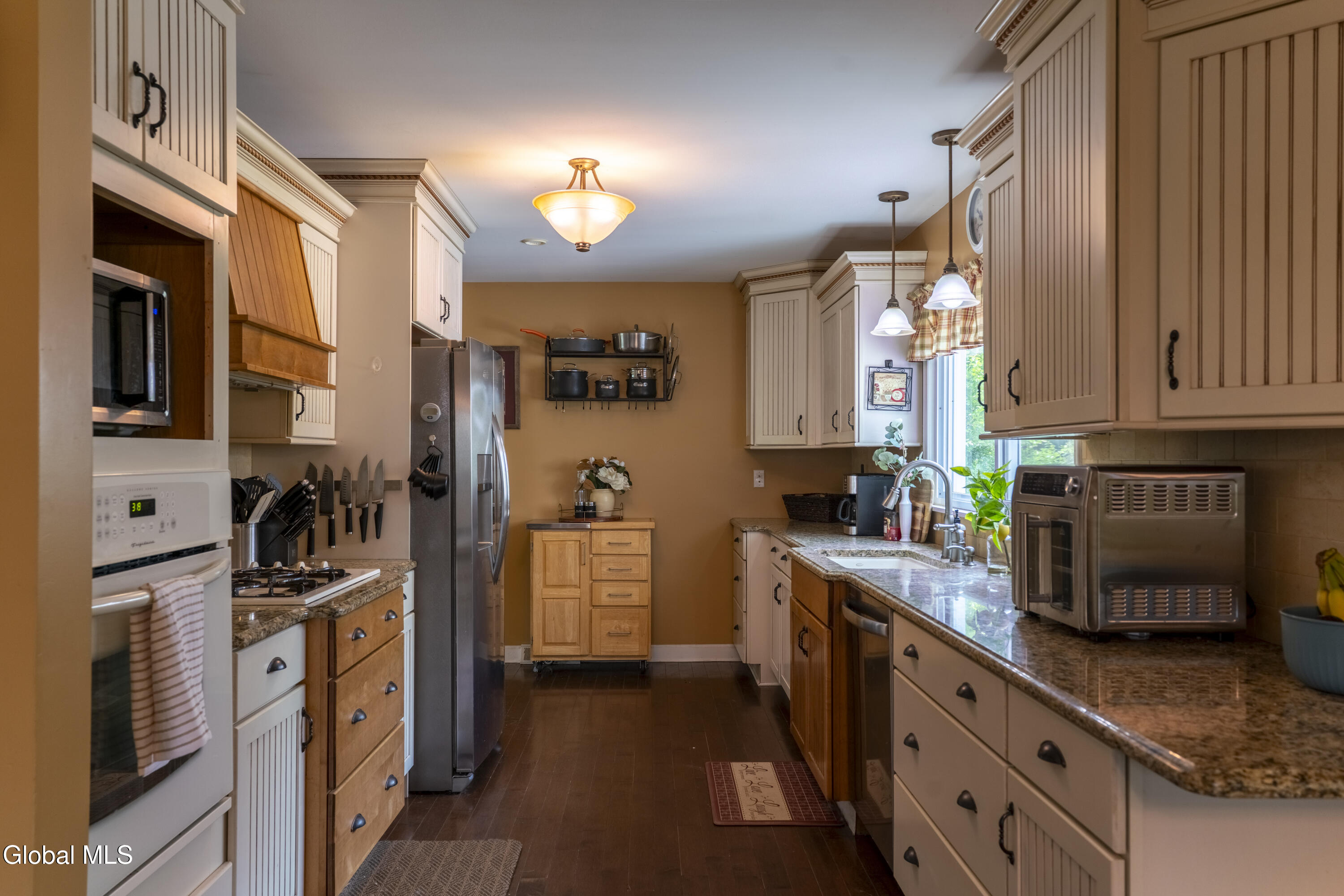 27 Pershing Road Queensbury NY 12804