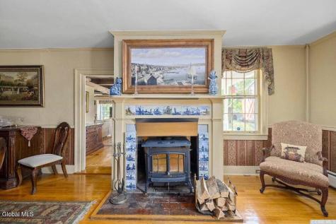 132 Biittig Road Averill Park NY 12018