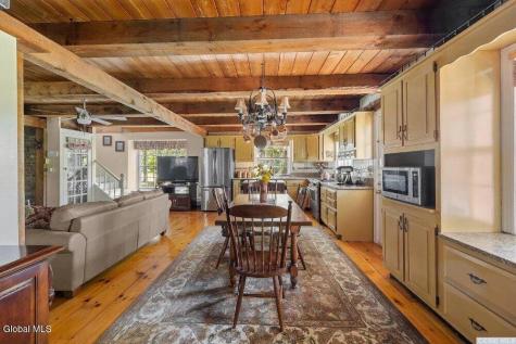 132 Biittig Road Averill Park NY 12018