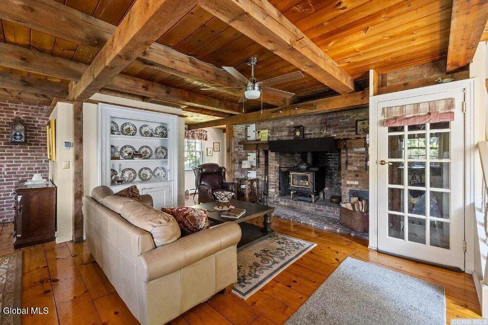 132 Biittig Road Averill Park NY 12018