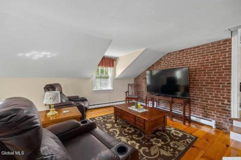 132 Biittig Road Averill Park NY 12018