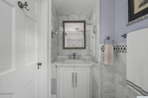 132 Biittig Road Averill Park NY 12018