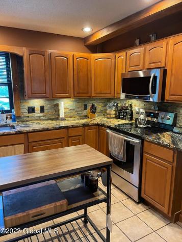 46 N Shore Road Edinburg NY 12134