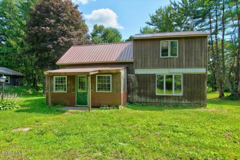 1106 Whiteside Road Galway NY 12074