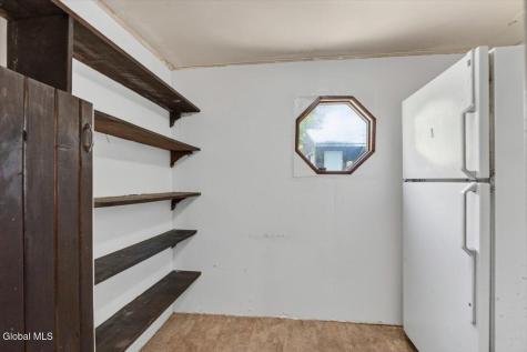 1106 Whiteside Road Galway NY 12074